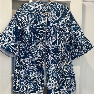 Jessica London Navy and White Open Front Tulip Sleeves Floral Pattern